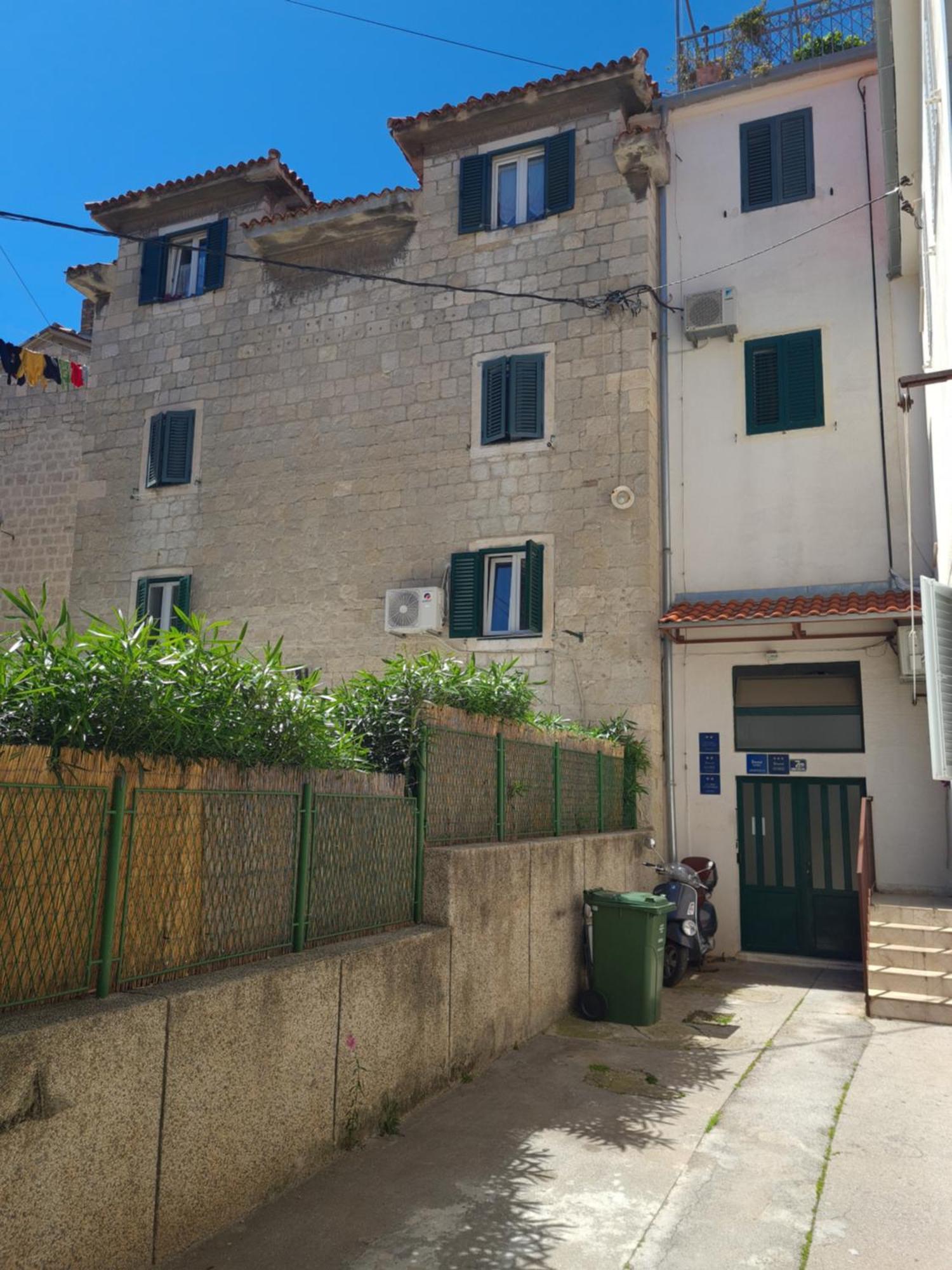 Private Room In The Center Of Split Exterior foto